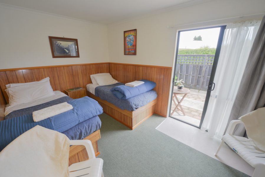 Backpacker double bed in wilderness motel haast new zealand